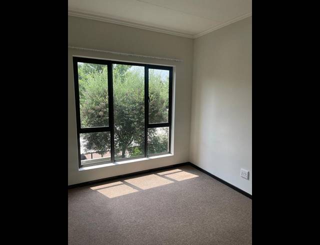 1 BEDROOM PROPERTY TO RENT IN PAULSHOF